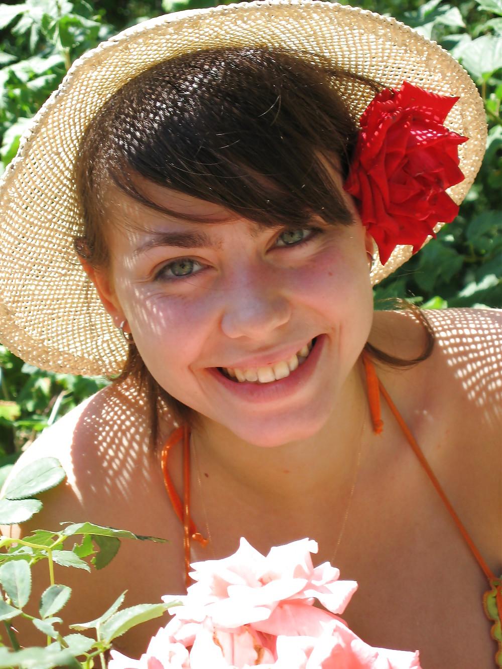 25P Cute girl