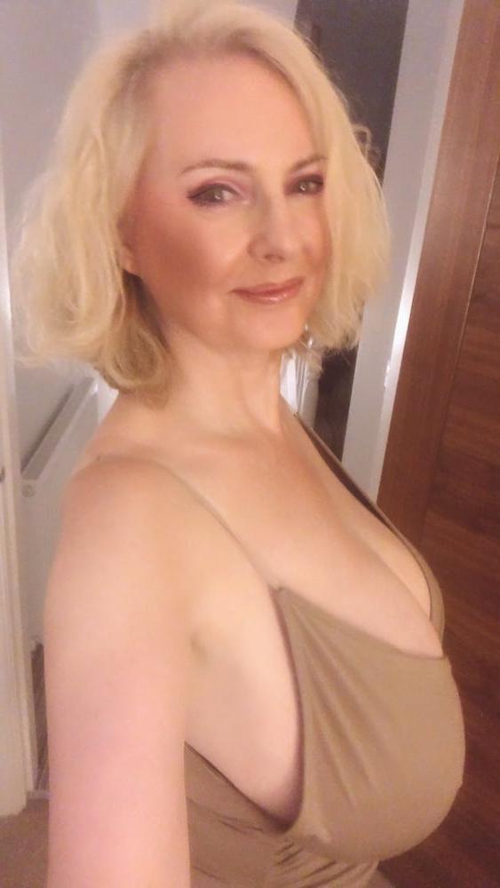 25P Annabel, sexy UK Chunky MILF Slut