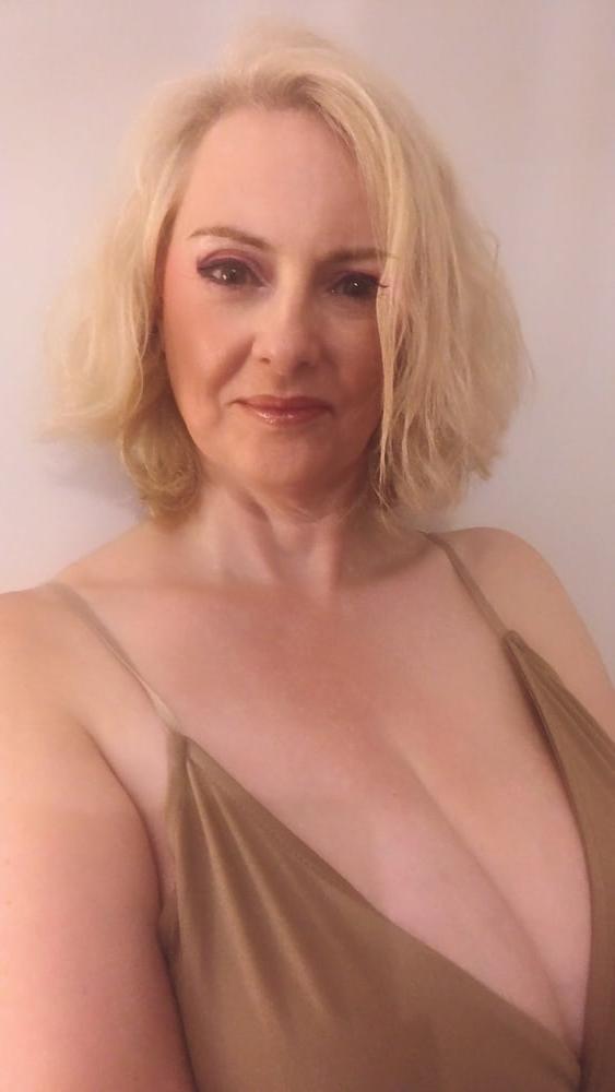 25P Annabel, sexy UK Chunky MILF Slut