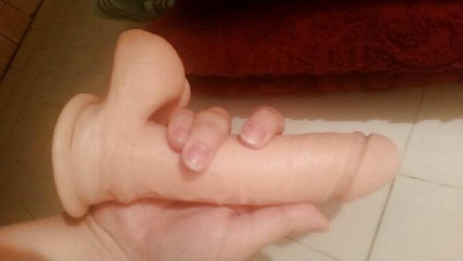 12P Chubby mum of 3 is bored at home