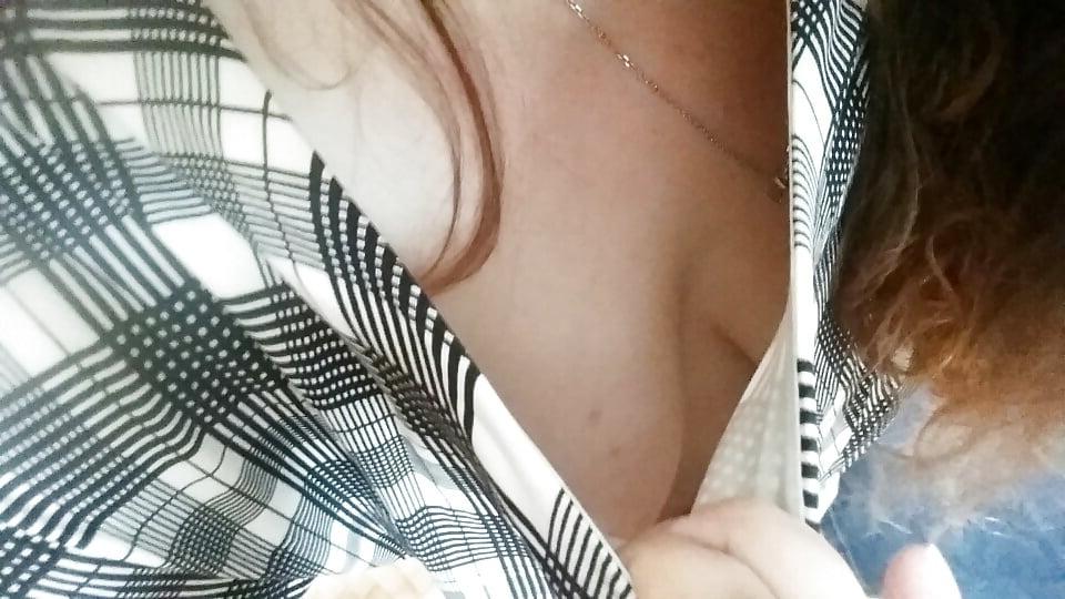 12P Chubby mum of 3 is bored at home