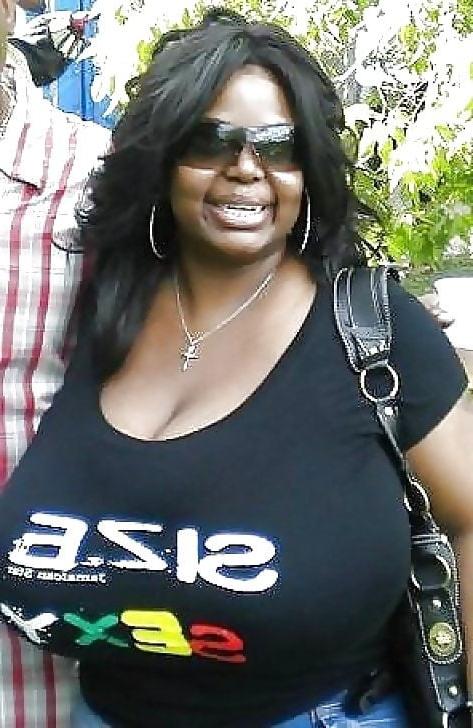 25P BBB Big Black Boobs the dressed gallery!