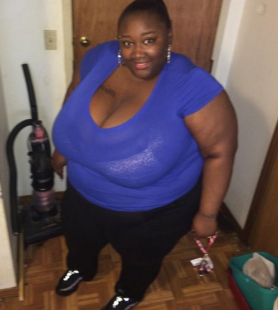 25P BBB Big Black Boobs the dressed gallery!