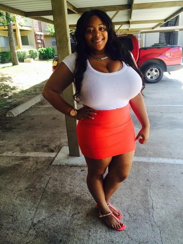 25P BBB Big Black Boobs the dressed gallery!