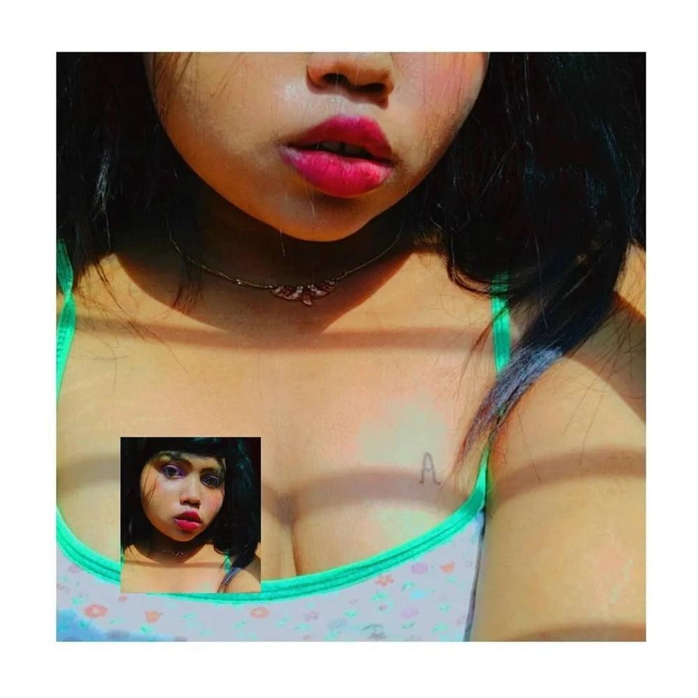 25P Sexy Chubby Insta Babe
