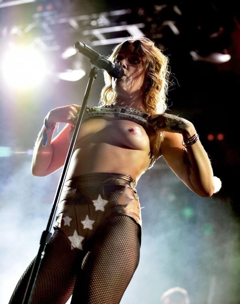 25P Tove Lo topless singer