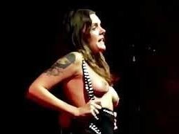 25P Tove Lo topless singer
