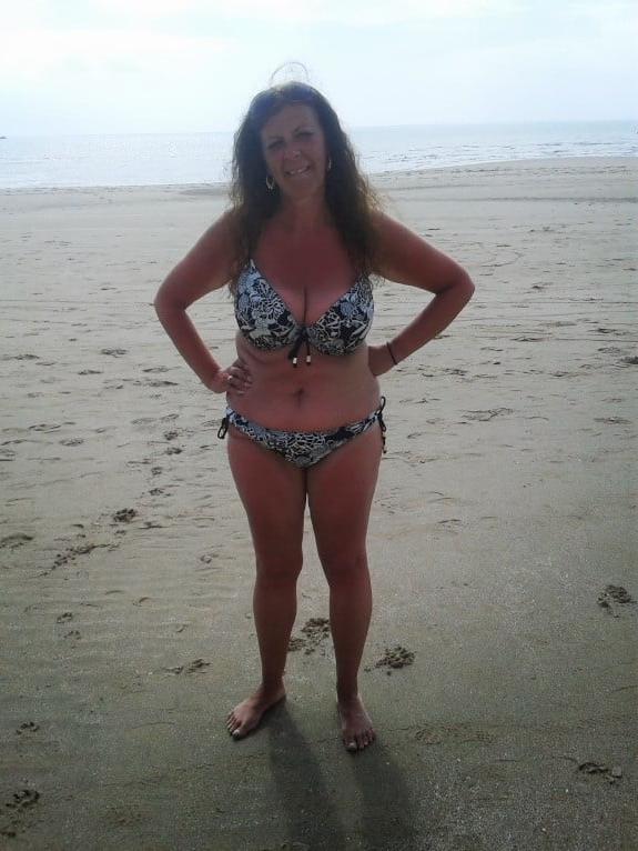 25P Gillian, sexy UK Chunky MILF Slut