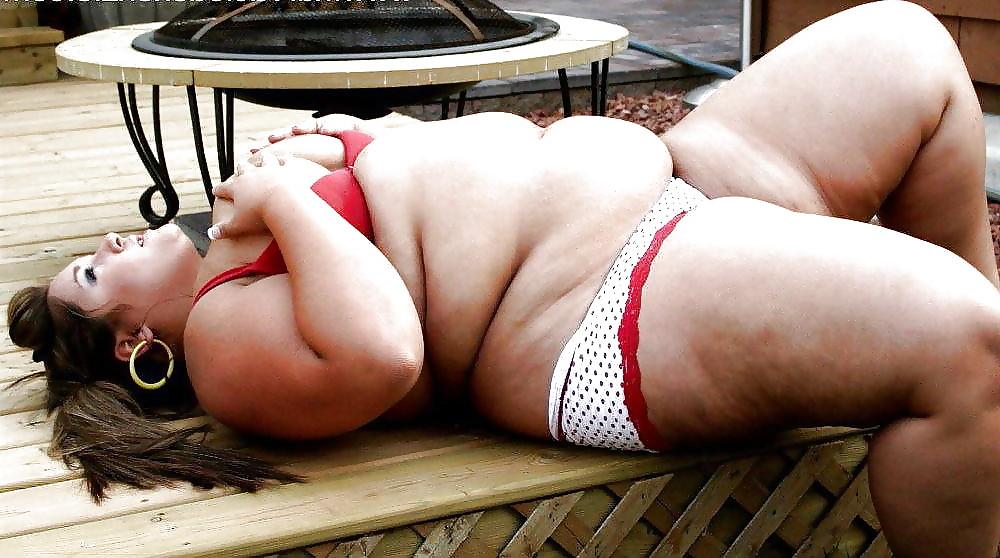 25P CHUBBY WOMEN 27
