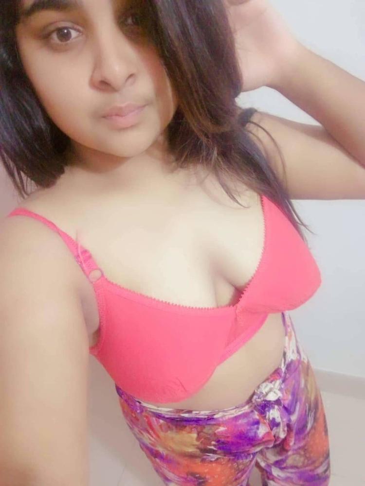16P Indian cute fatty girl