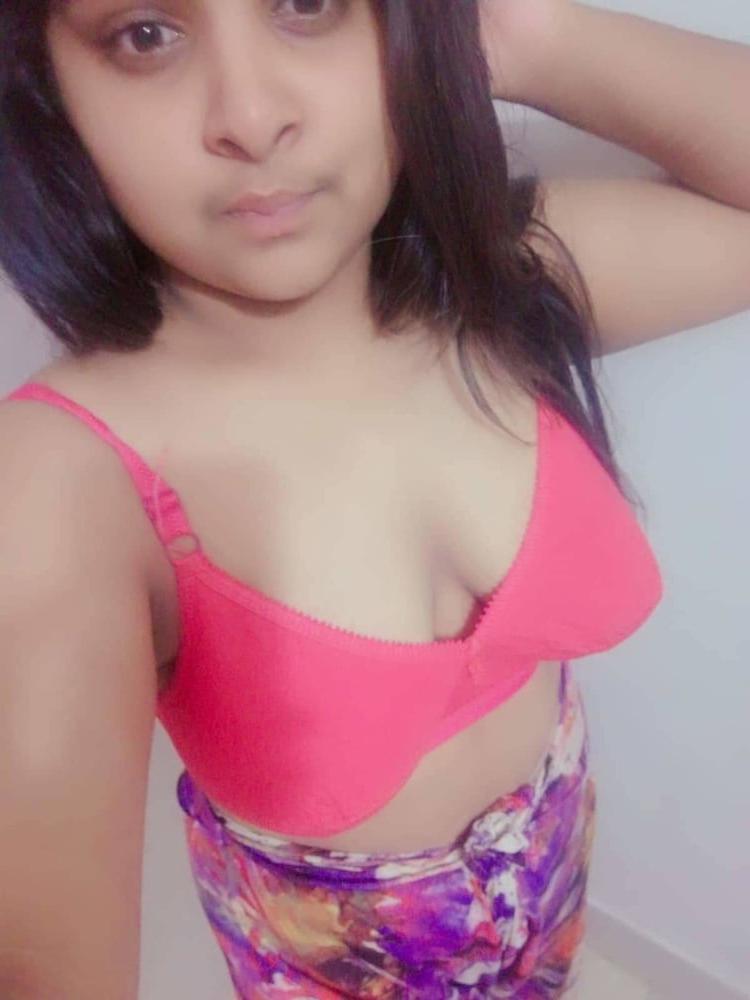 16P Indian cute fatty girl
