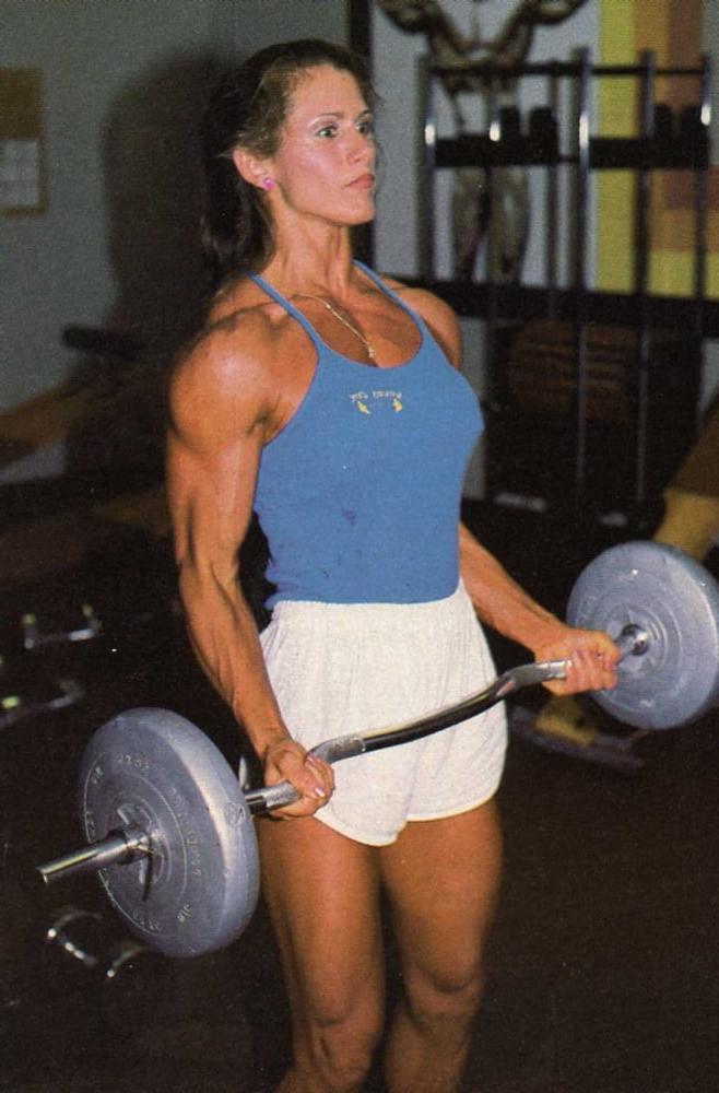 17P Rhonda Lundstedt! Pretty Classic Physique!
