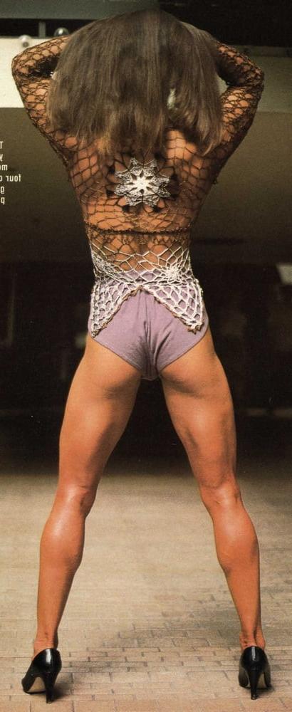17P Rhonda Lundstedt! Pretty Classic Physique!