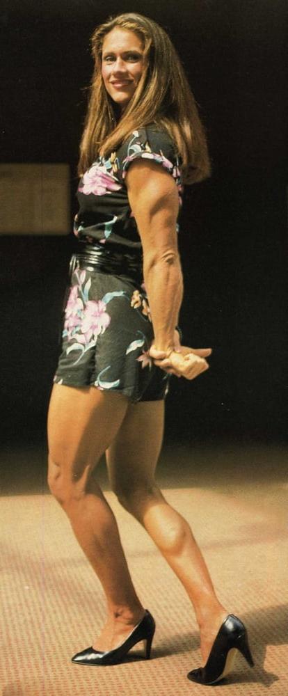 17P Rhonda Lundstedt! Pretty Classic Physique!
