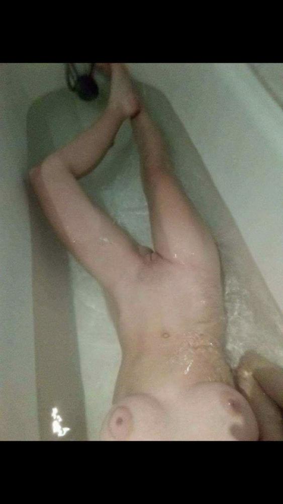 25P NUDE BITCH