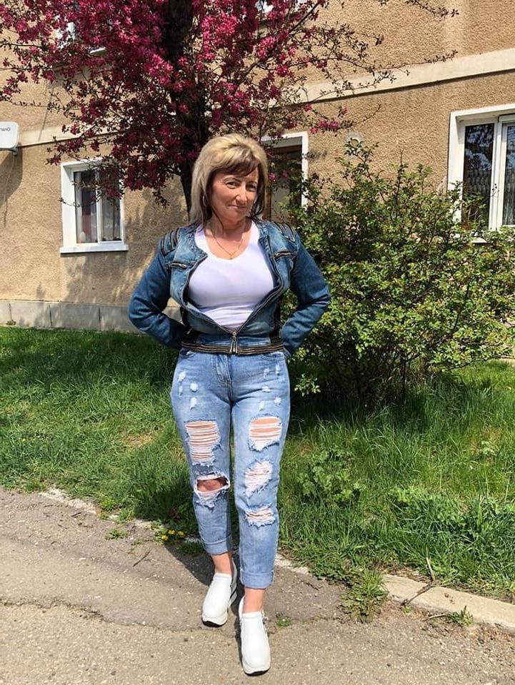 25P Chunky GILFs and MILFs #11 (Romania edition)
