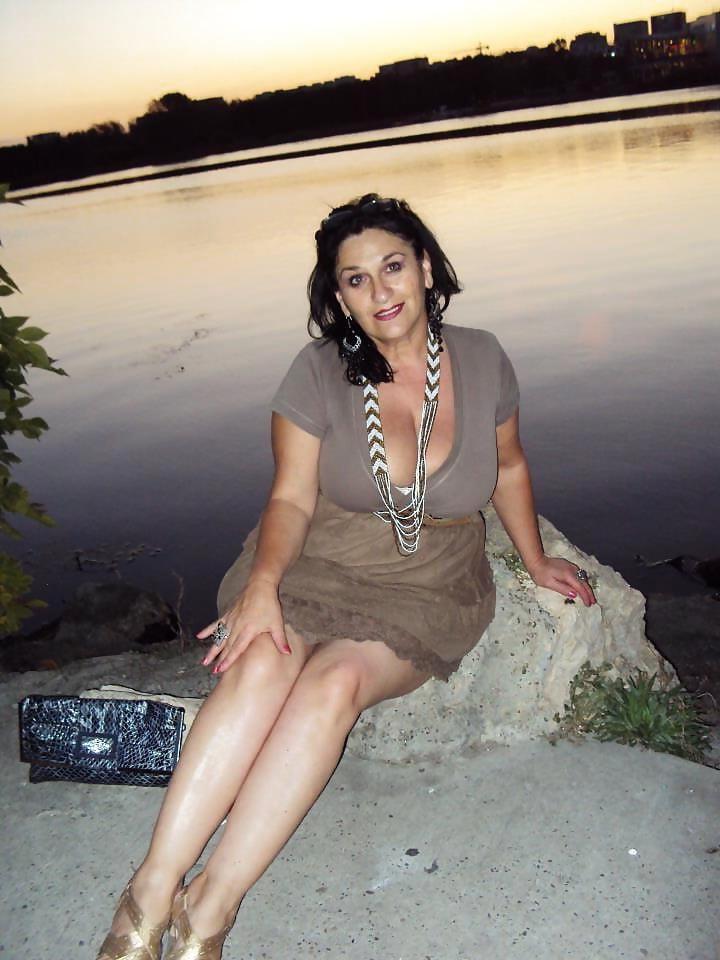 25P Chunky GILFs and MILFs #11 (Romania edition)