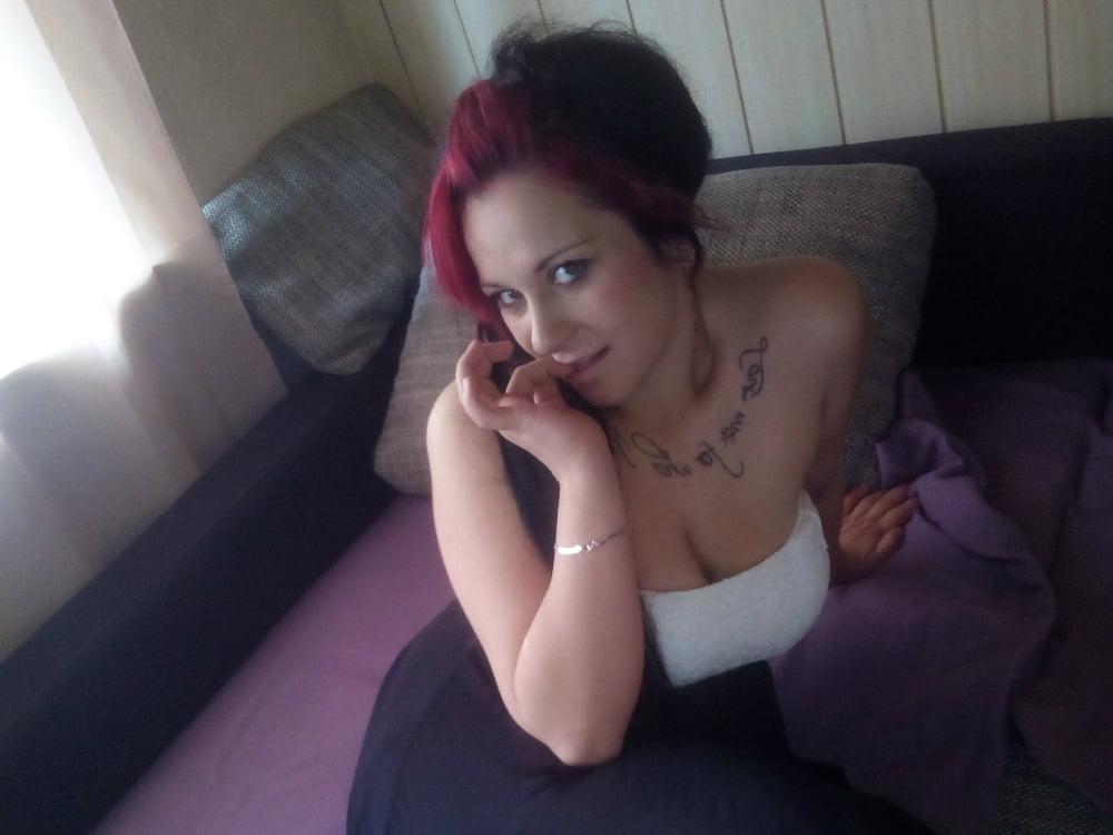 12P Kleine Bitch Caroline aus Wolmirsleben