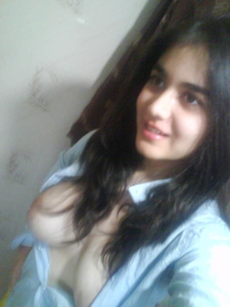 25P Desi cute gf
