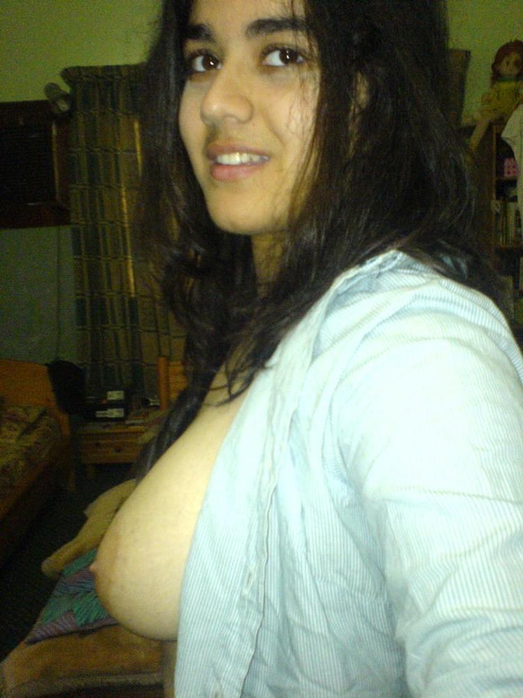 25P Desi cute gf