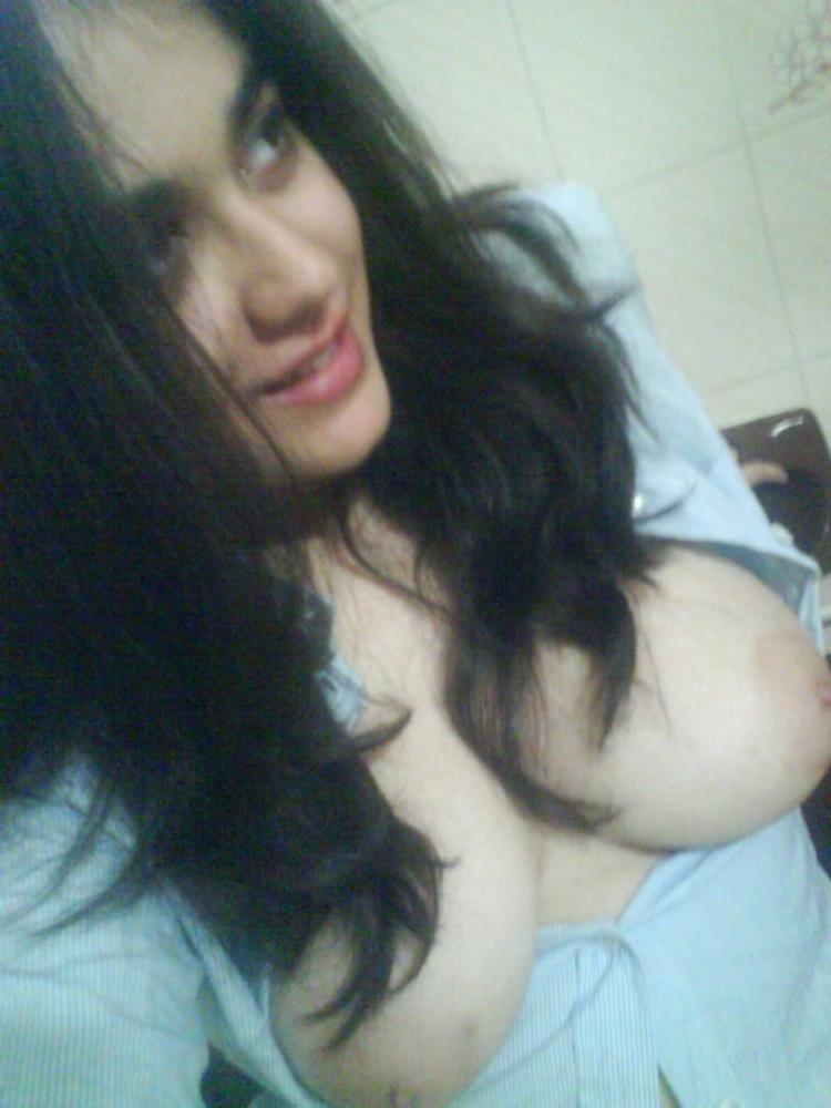 25P Desi cute gf
