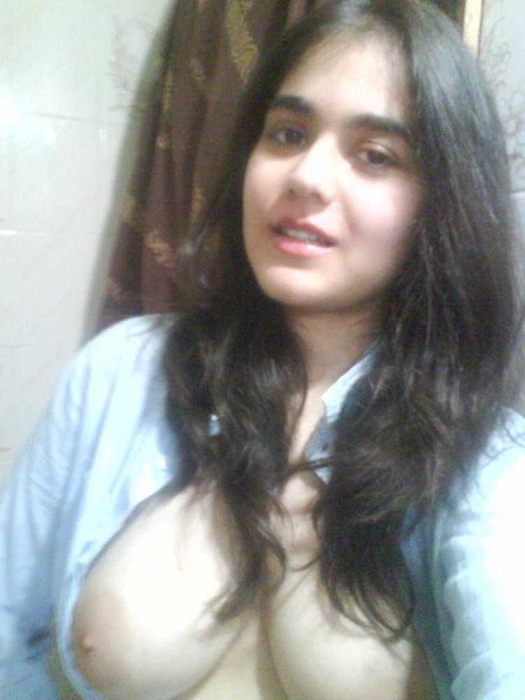 25P Desi cute gf