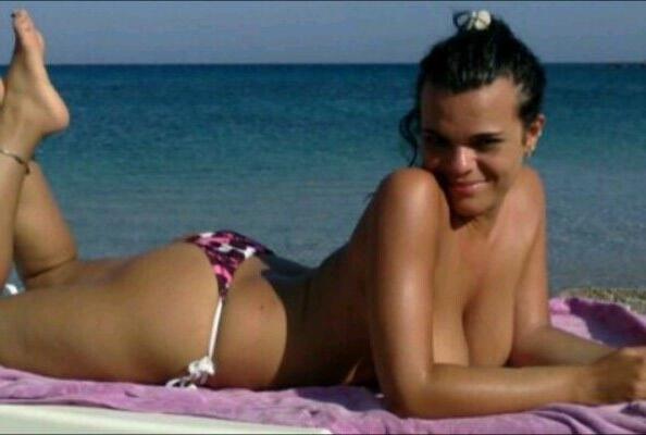 25P Big tits wives chubby exposed