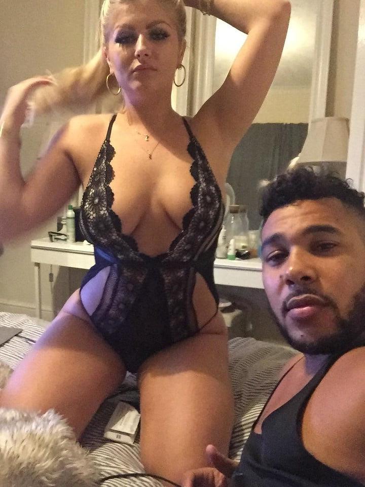 25P British Big Tittied Blonde