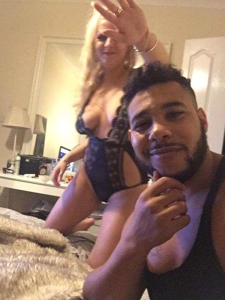 25P British Big Tittied Blonde