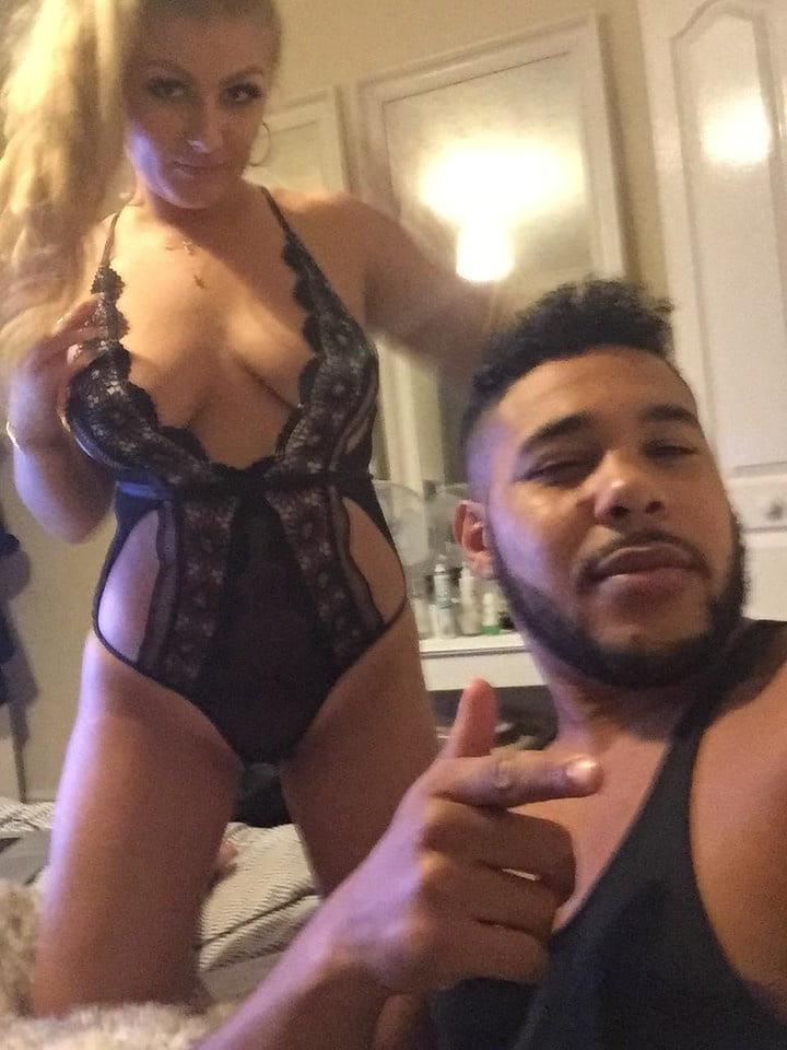 25P British Big Tittied Blonde
