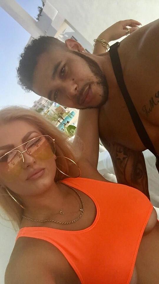 25P British Big Tittied Blonde