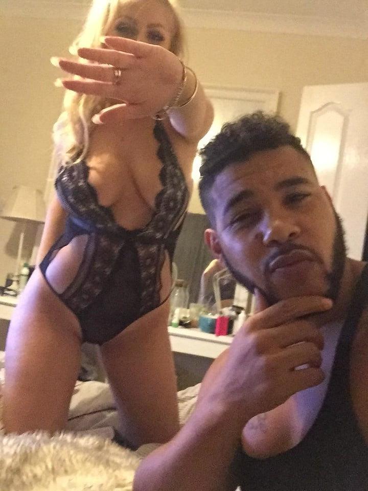 25P British Big Tittied Blonde