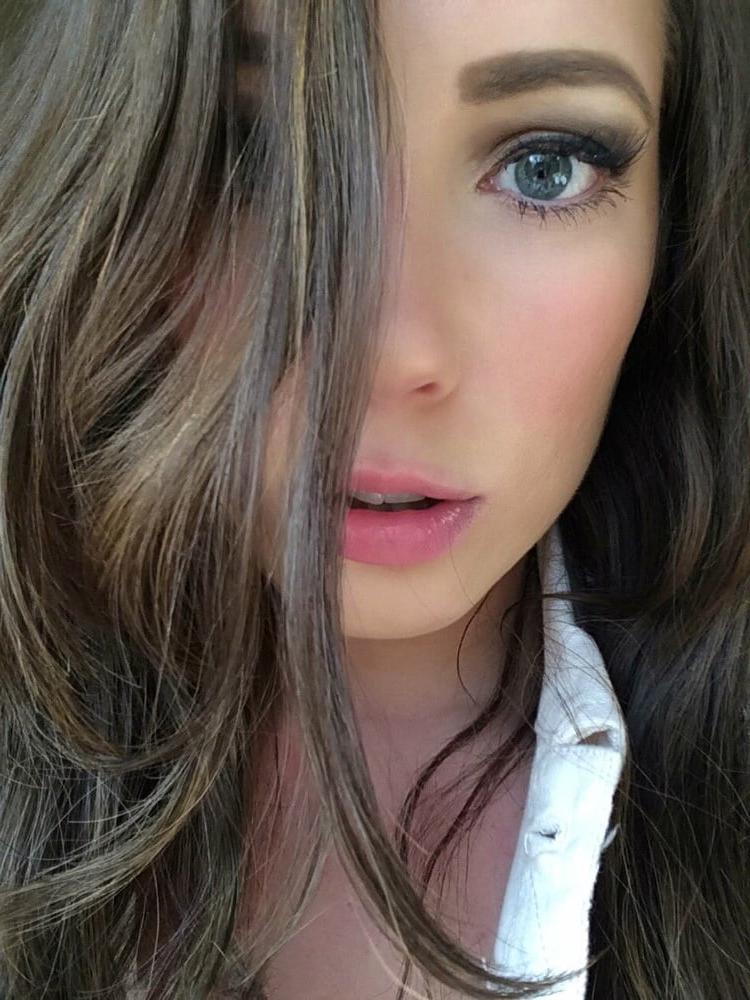 25P Gabrielle Dziadkowiec didn't want me to expose her pussy
