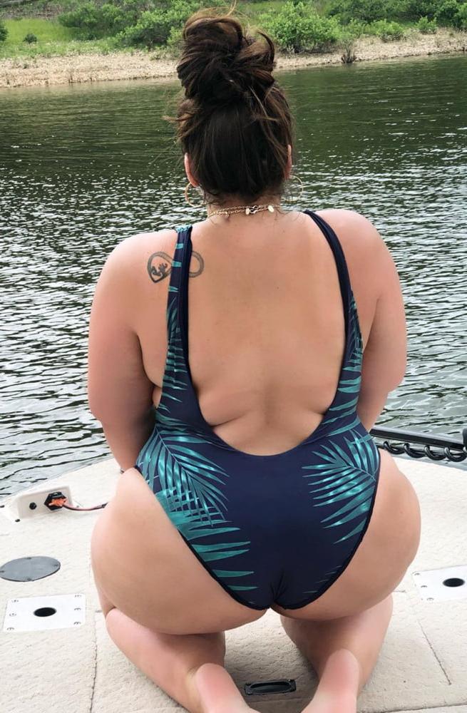 24P CHUNKY BIKINI BABES