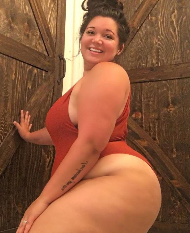 24P CHUNKY BIKINI BABES