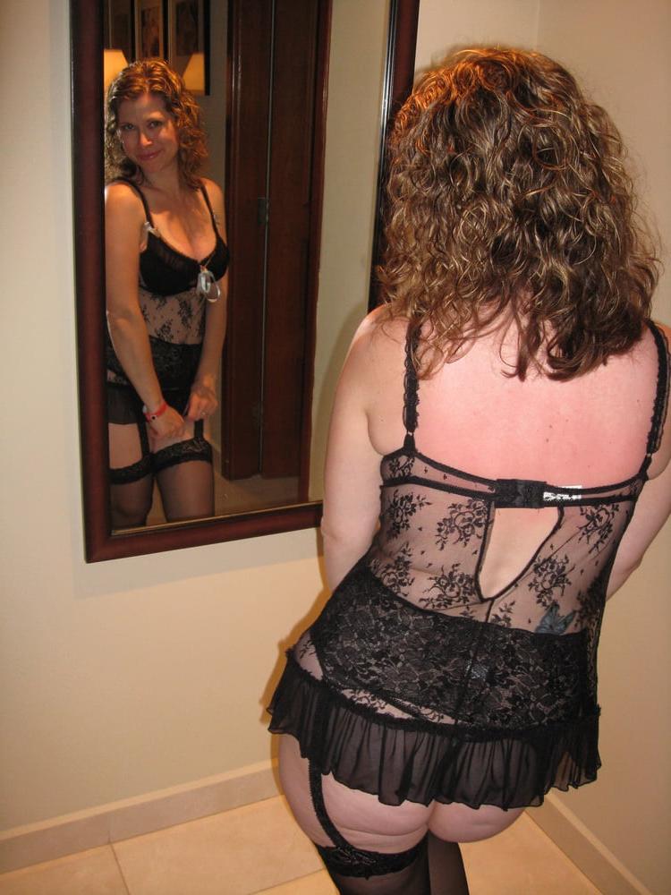 25P Cute MILF Next Door