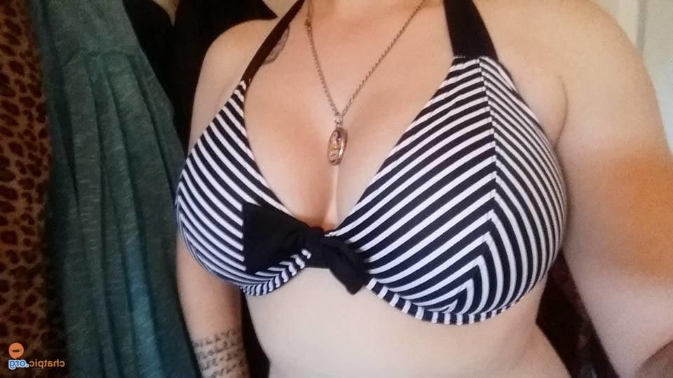 14P fine ass red head slut gets exposed