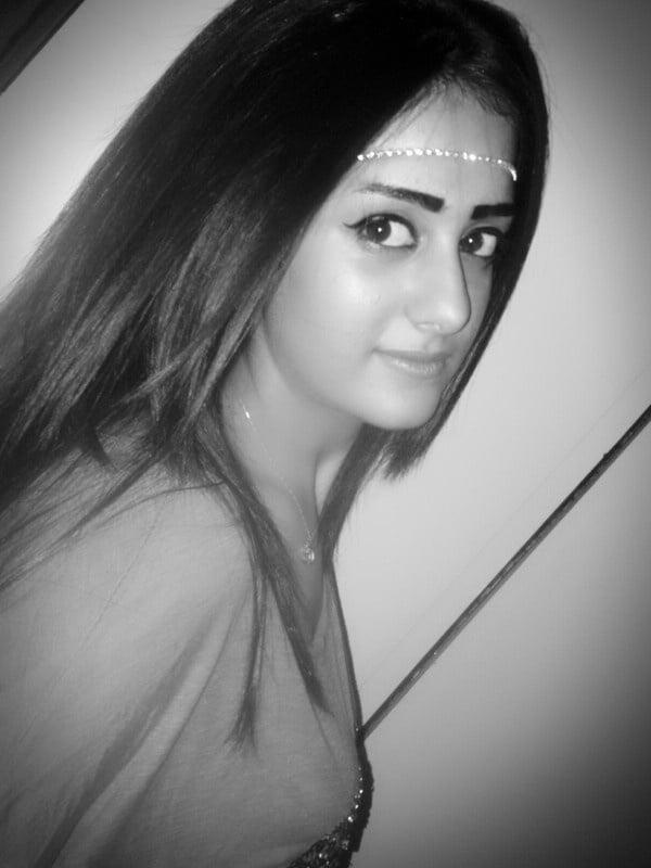 23P CUTE DESI GIRL 13
