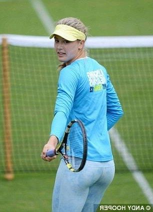 25P Eugenie Bouchard's Cute Butt!