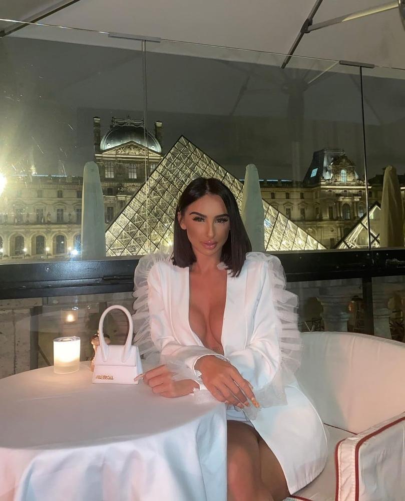 25P Carla Talon 10 couples parfaits tv reality Instagram