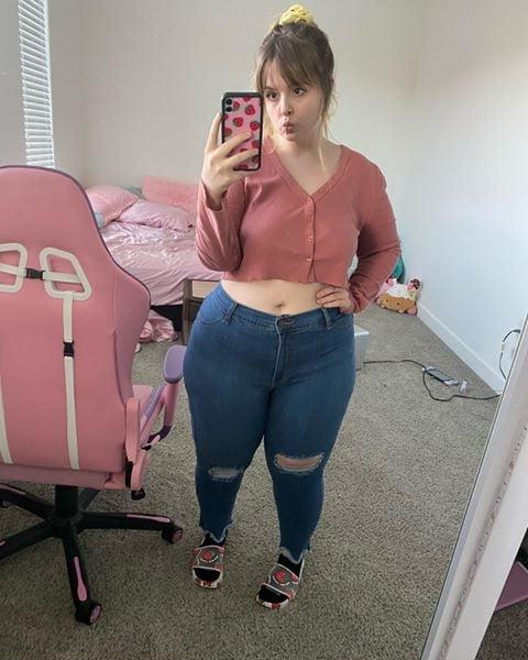 25P Chubby otaku