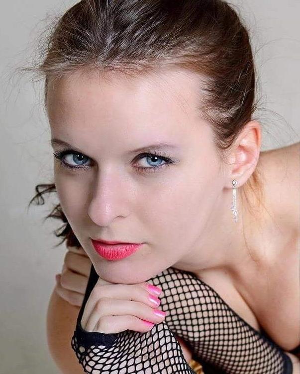 25P Helena... Model.. Freundin.. Bitch