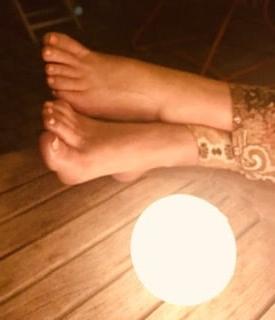 16P Lick my candlelight feet Amberx