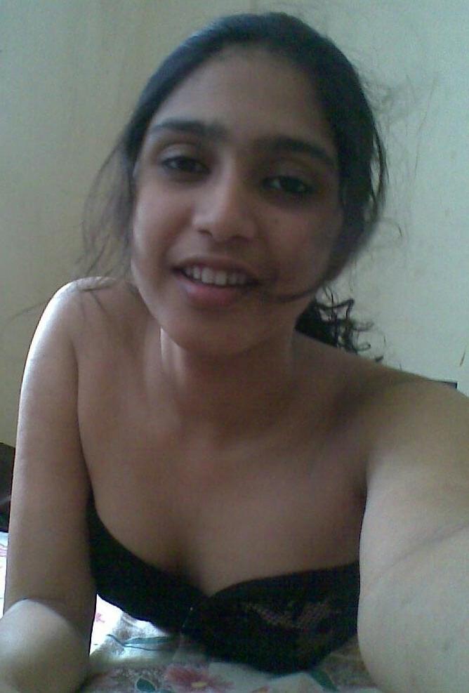 19P Desi small cute teen sonia