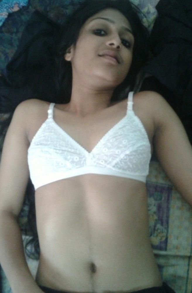 19P Desi small cute teen sonia
