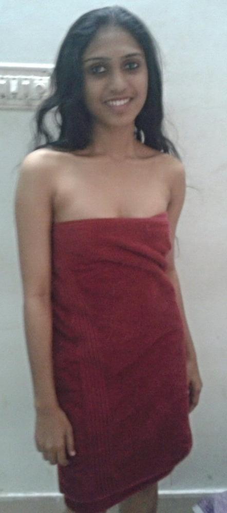 19P Desi small cute teen sonia