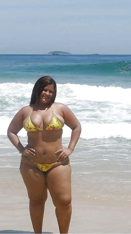 25P Chubby bikini bitches