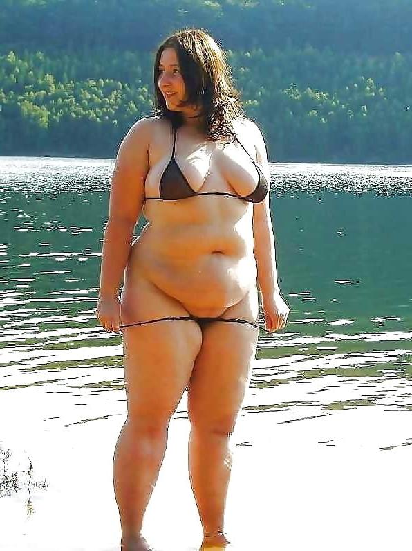 25P Chubby bikini bitches