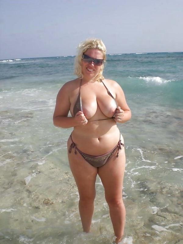25P Chubby bikini bitches