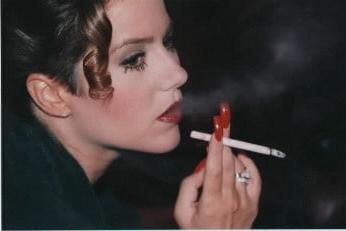 20P Red Lips 8 - Smoke